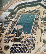 Load image into Gallery viewer, POOLSIDE WITH SLIM AARONS